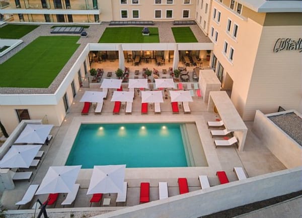 Mercure Avignon TGV, Hôtel 4*, France